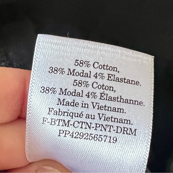 Everlane Black Cropped 'The Dream Pant'- Small - Picture 7 of 10